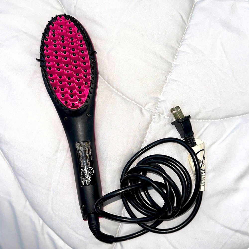 Heated brush